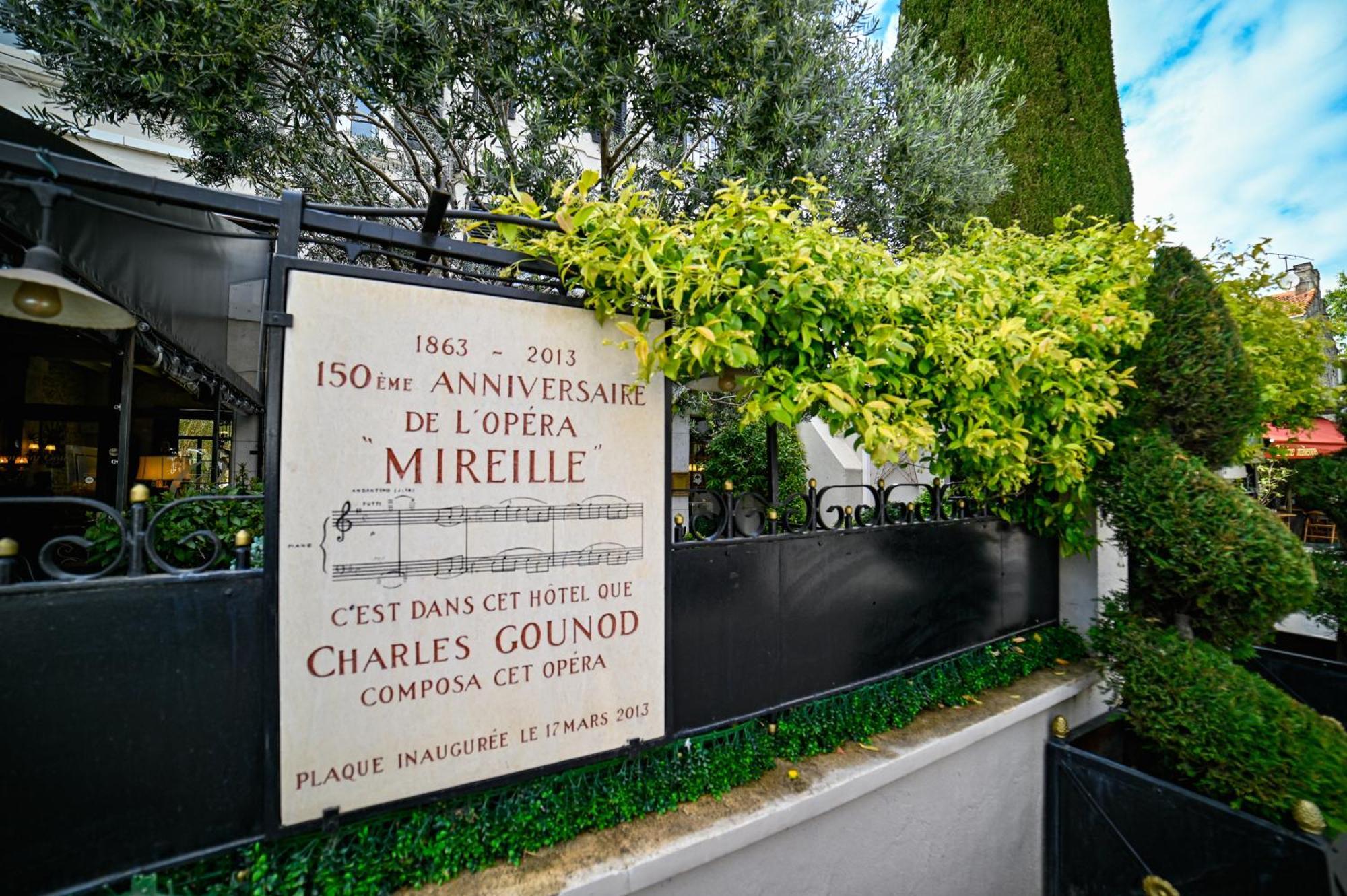 Hotel Gounod Saint-Rémy-de-Provence 外观 照片